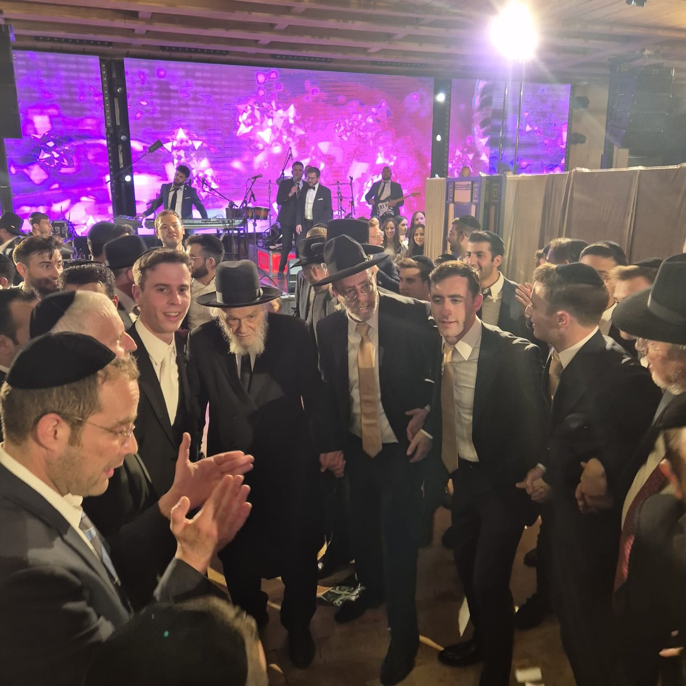 זופניק בכיכר | כל התמונות, הנייעס והחשיפות של השבוע שאסור לכם לפספס