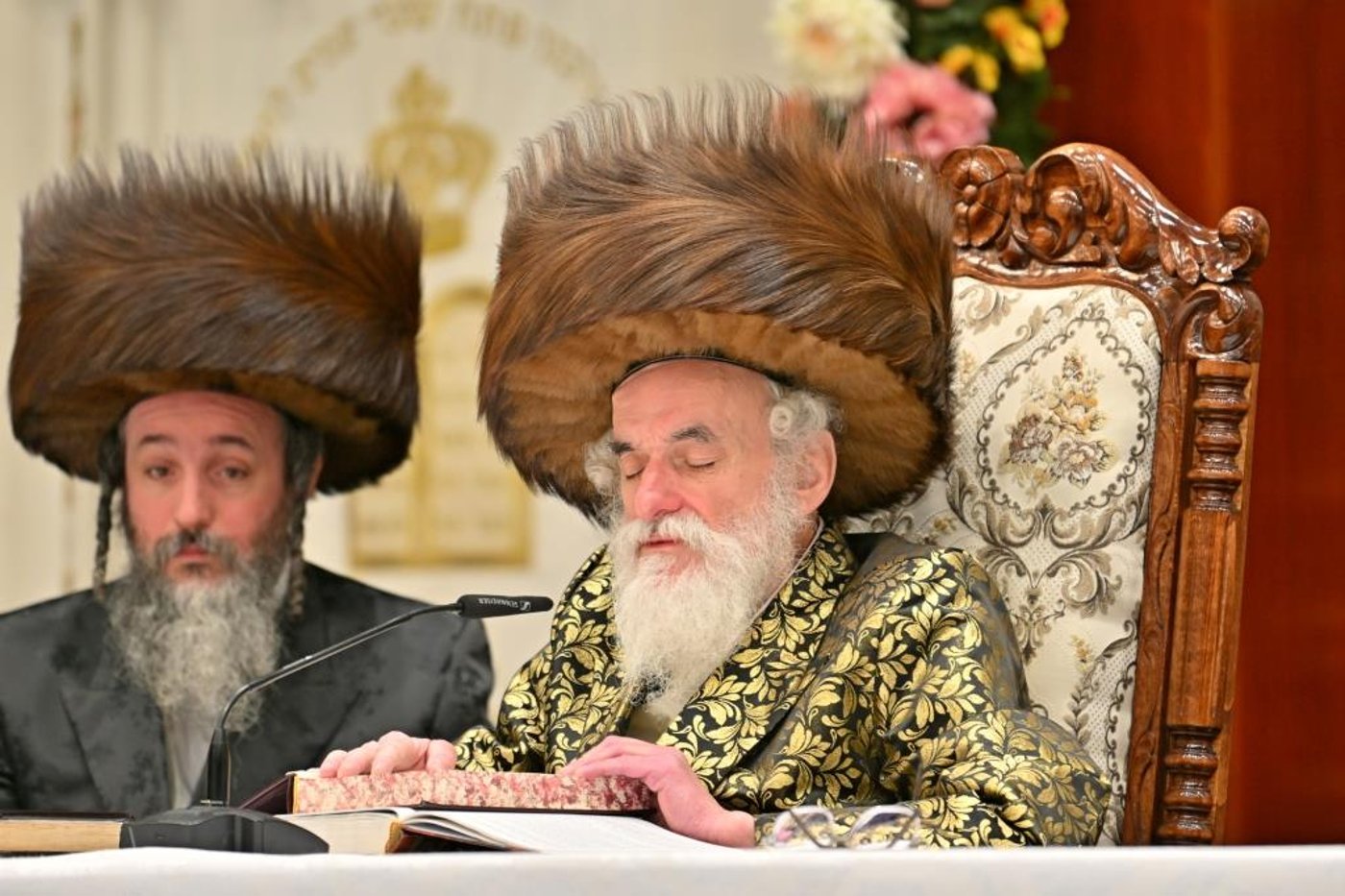 שבועות בחצה"ק ויזניץ