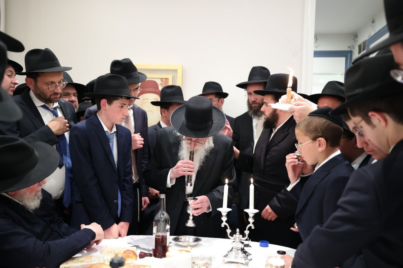 הגאון רבי עזריאל אויערבאך במסע לארה"ב