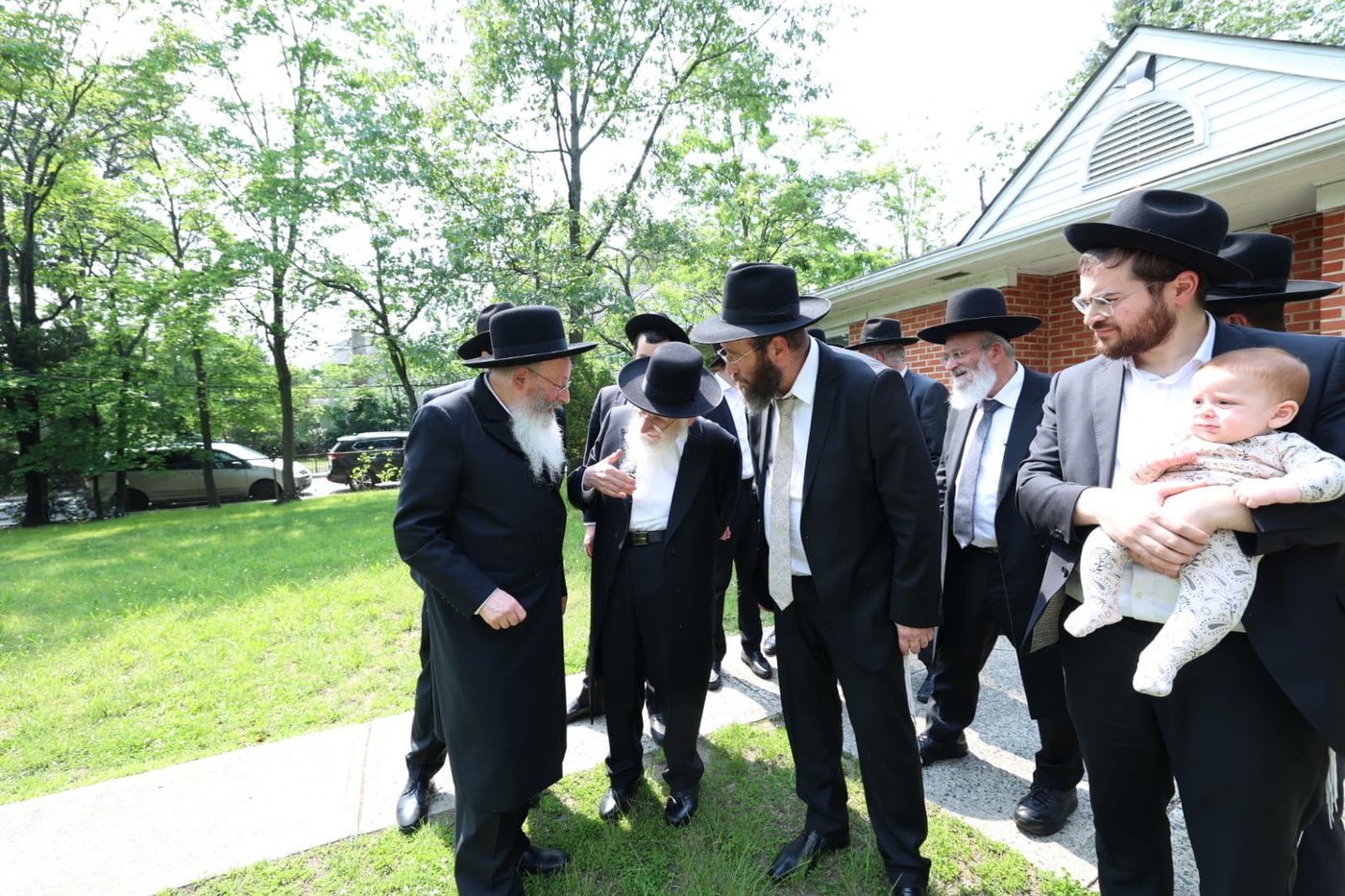 הגאון רבי עזריאל אויערבאך במסע לארה"ב