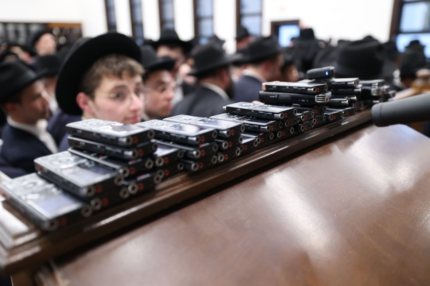 הגאון רבי עזריאל אויערבאך במסע לארה"ב