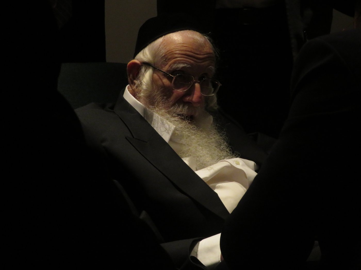 הגאון רבי עזריאל אויערבאך במסע לארה"ב