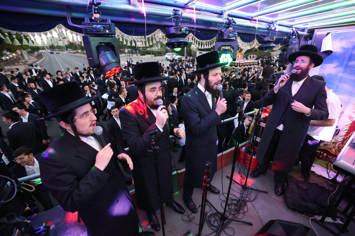 חנוכת ארון הקודש הגדול והמפואר בעולם ב'עטרת שלמה'