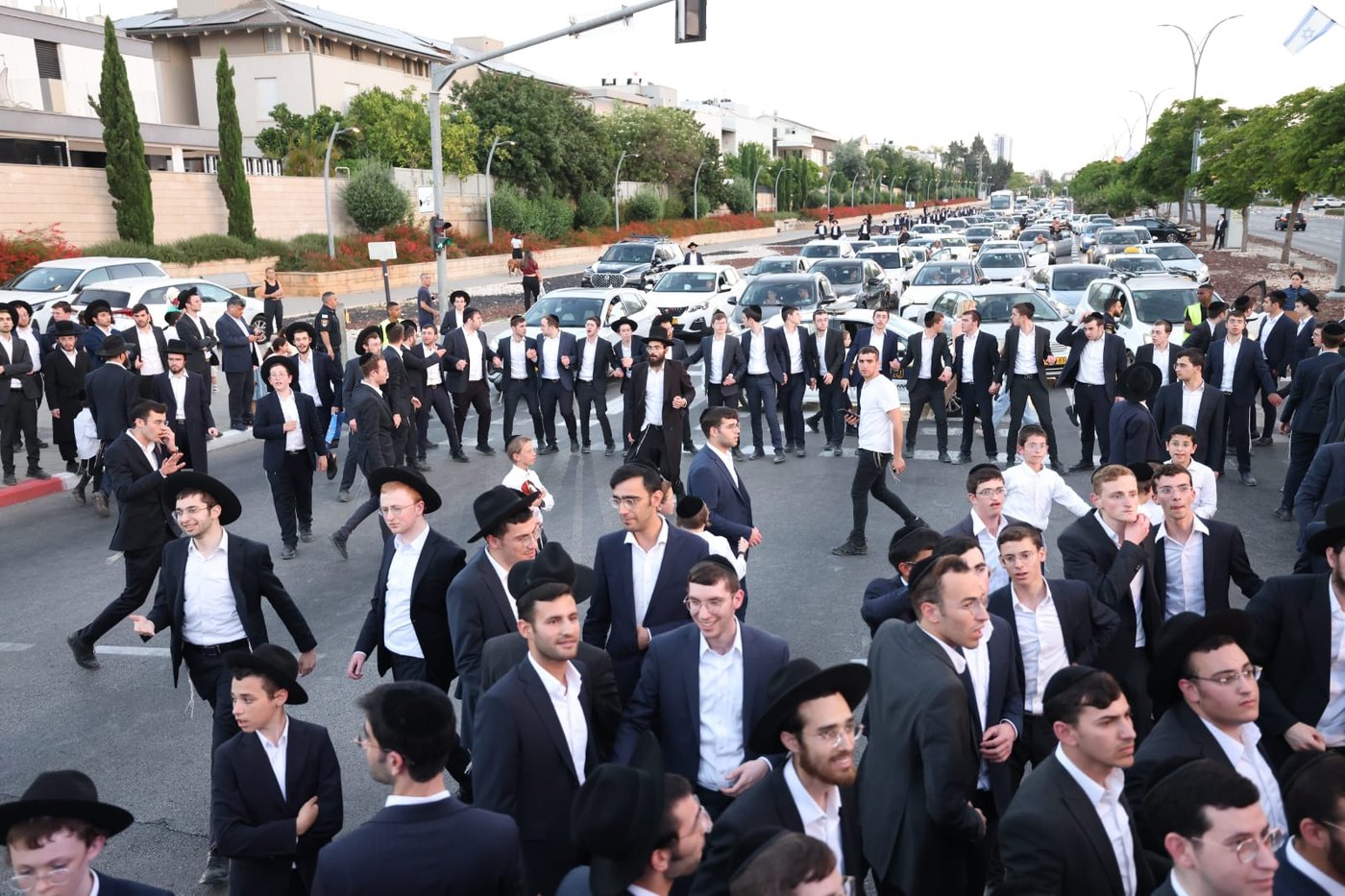 חנוכת ארון הקודש הגדול והמפואר בעולם ב'עטרת שלמה'
