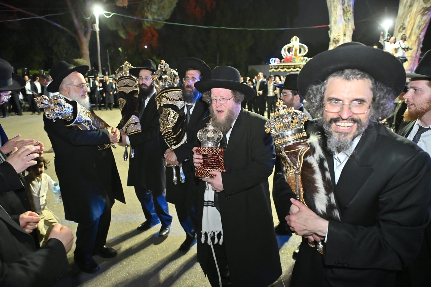 חנוכת ארון הקודש הגדול והמפואר בעולם ב'עטרת שלמה'