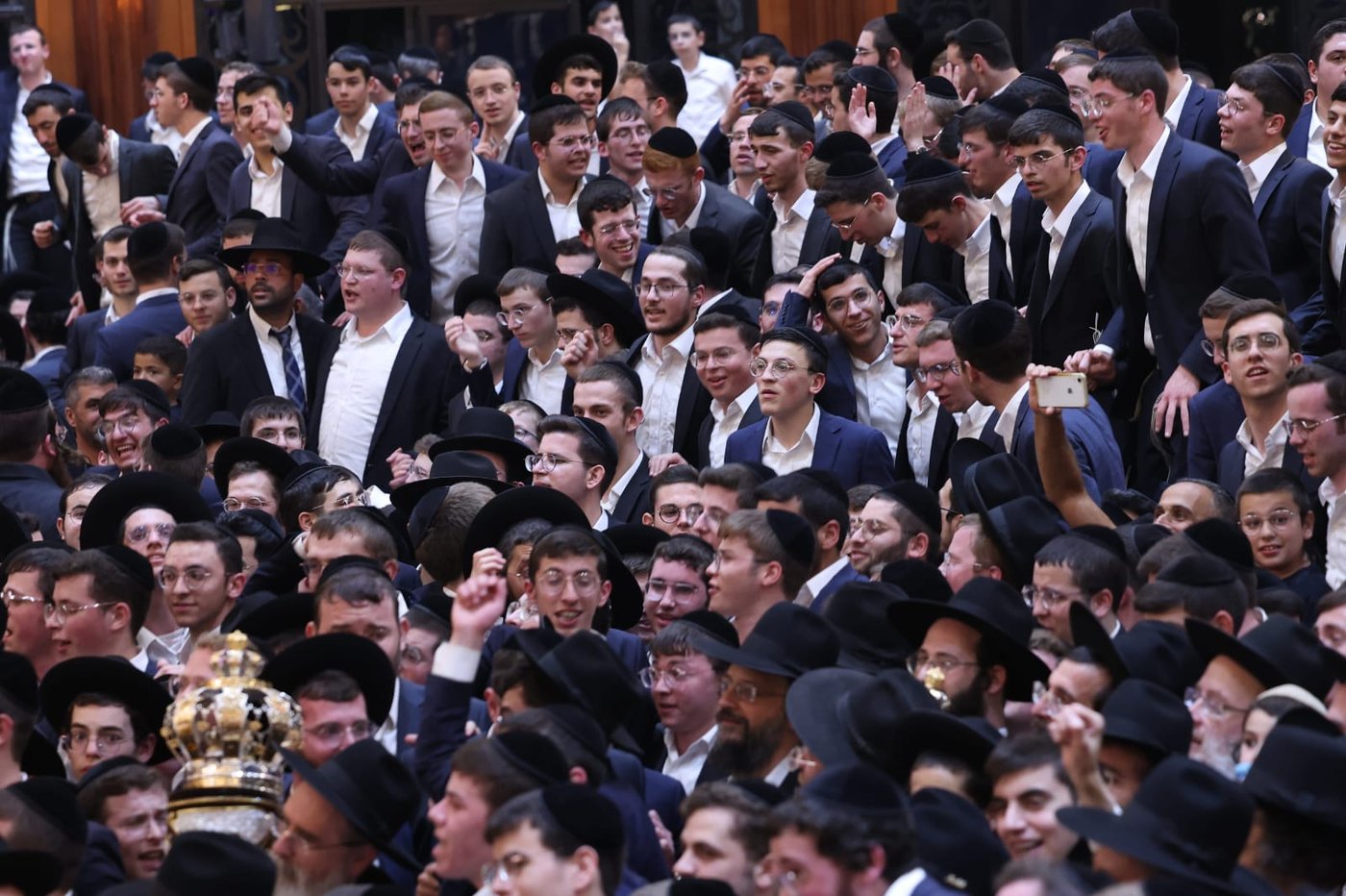 חנוכת ארון הקודש הגדול והמפואר בעולם ב'עטרת שלמה'