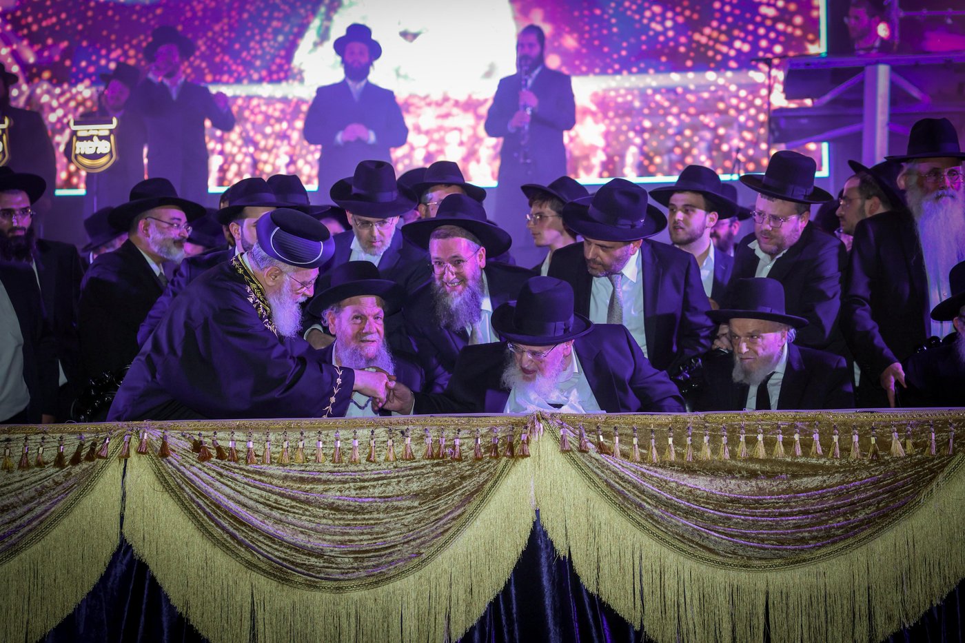 חנוכת ארון הקודש הגדול והמפואר בעולם ב'עטרת שלמה'
