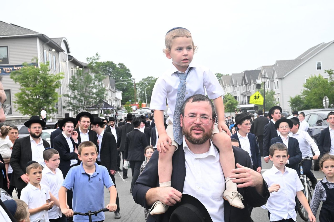 הקהילה בליקווד עם הגר"ע אוירבך