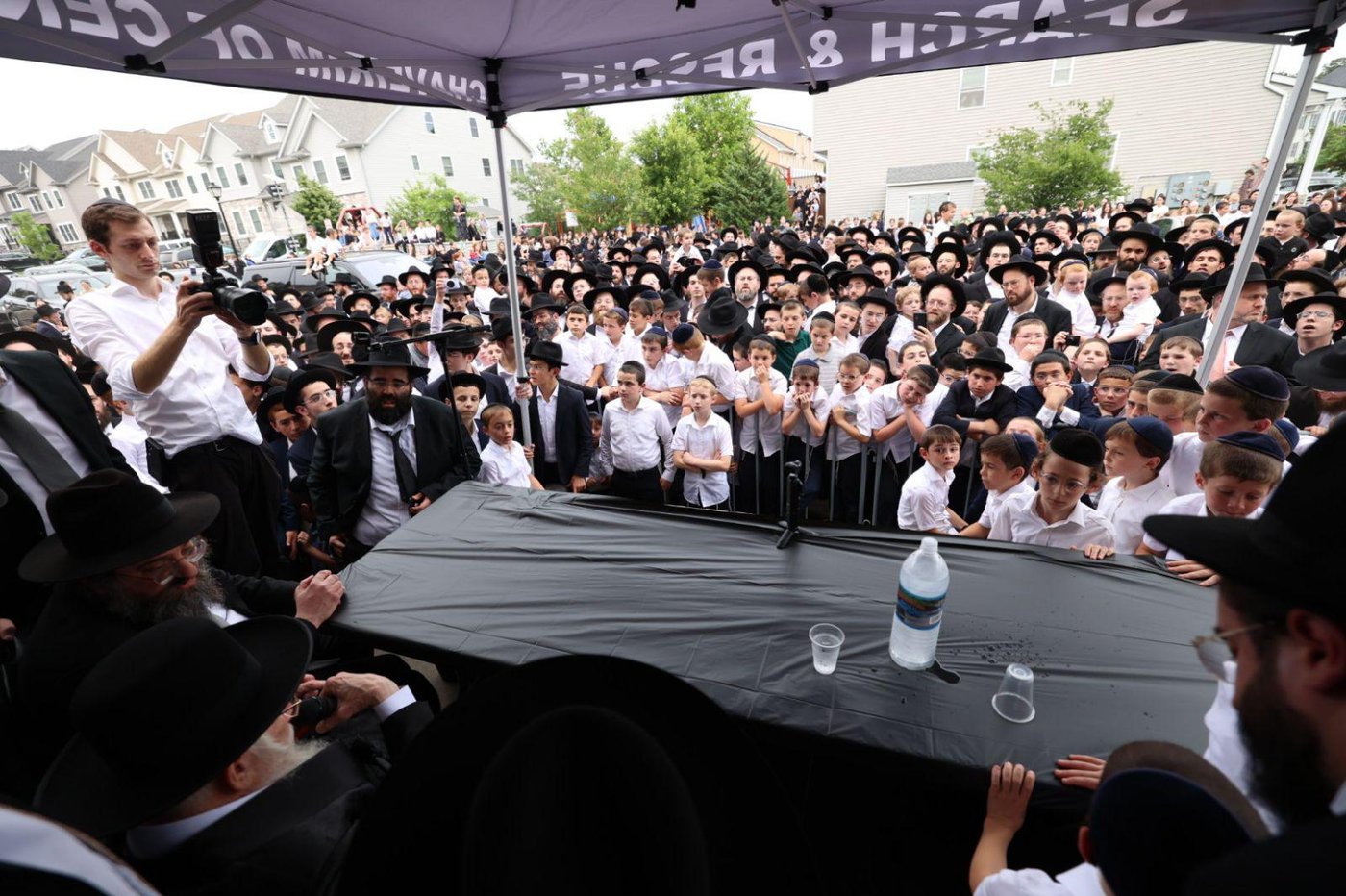 הקהילה בליקווד עם הגר"ע אוירבך
