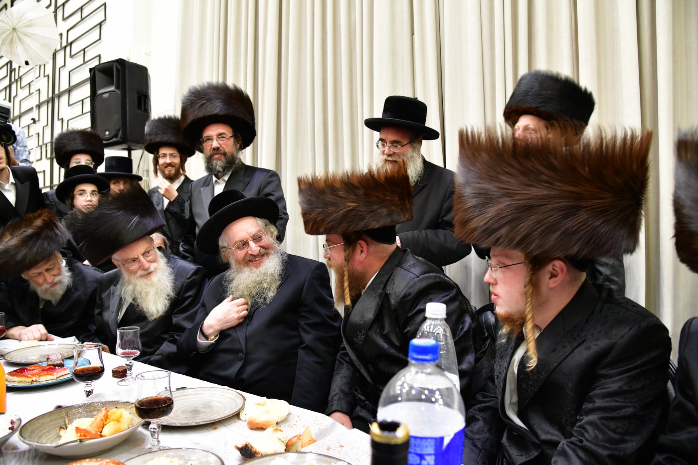 האדמו"ר מקרלין סטולין בשמחה
