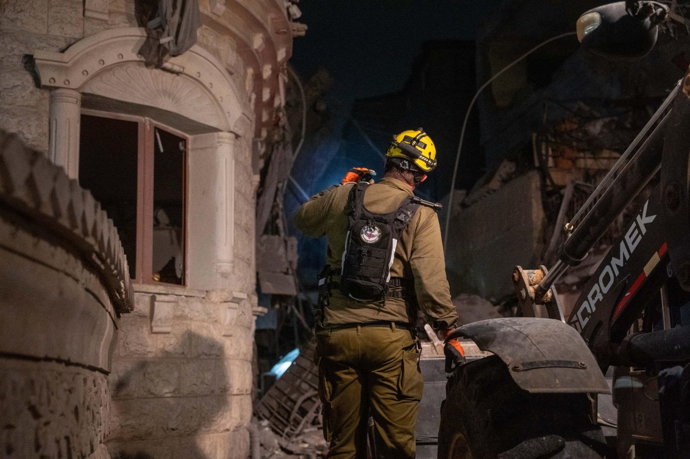 כוחות פיקוד העורף בזירת הנפילה בטמרה