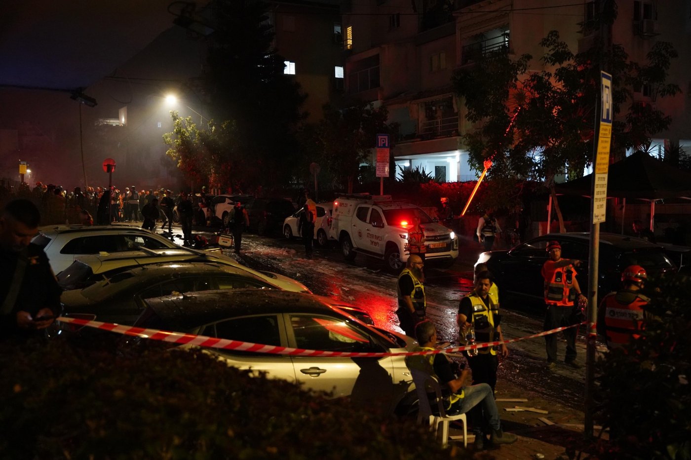 כוחות פיקוד העורף בזירת הנפילה ברחובות