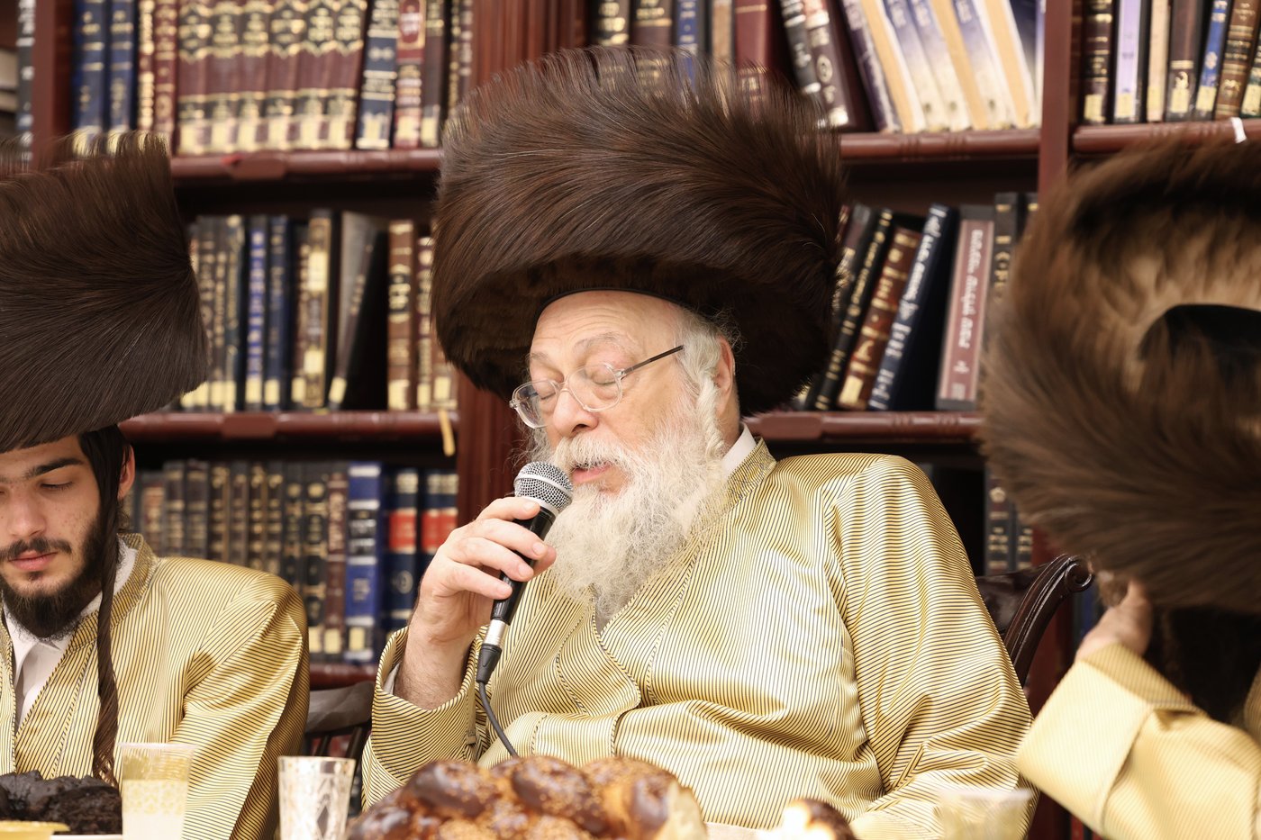 שמחת שבע ברכות לנכדת האדמו"ר מתולדות אהרן