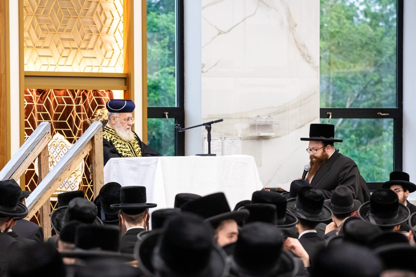 שיעור וביקור היסטורי של הראש"ל הגר"י יוסף בעיירה סקווירא | תיעוד מיוחד