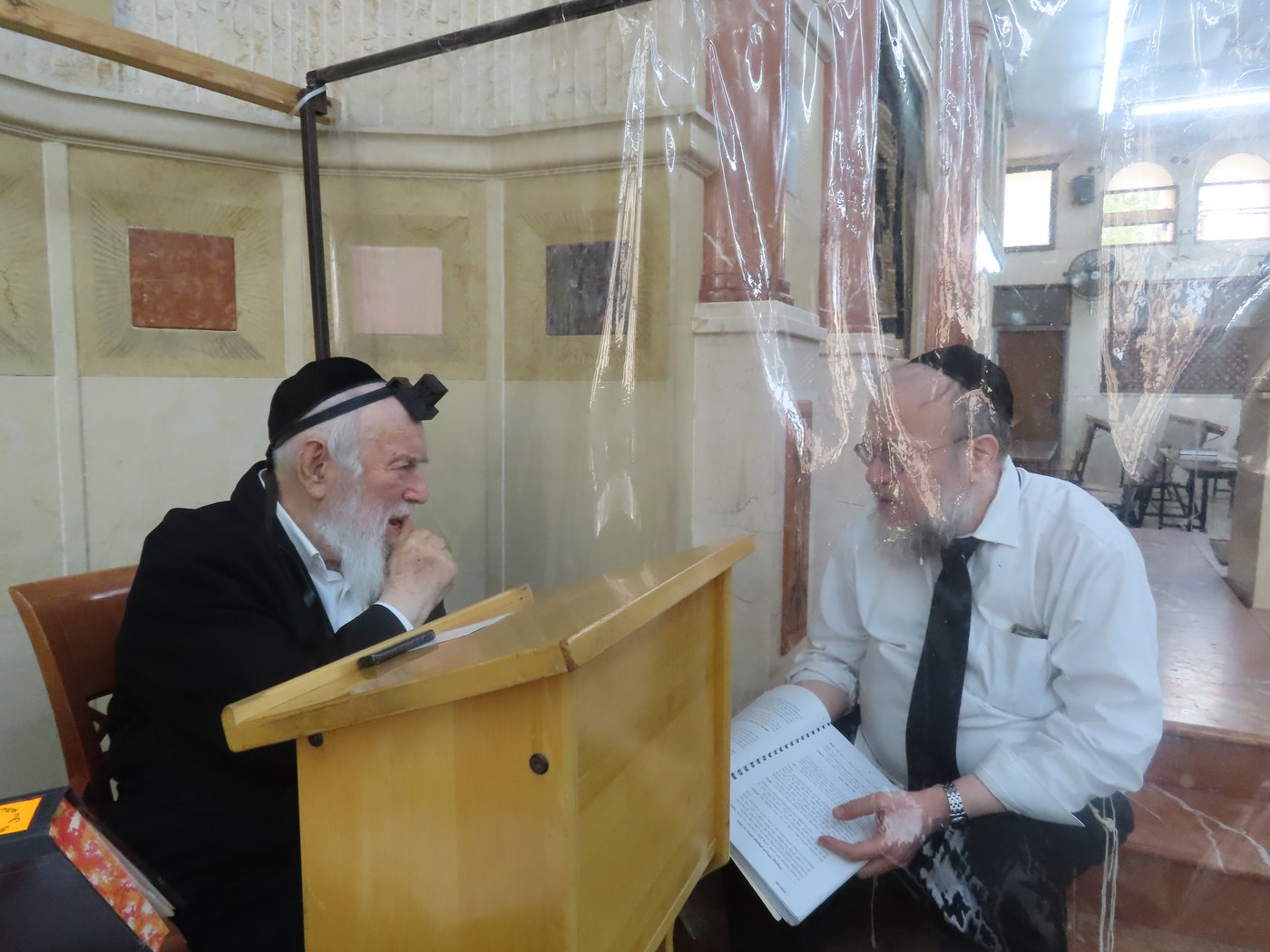 הגאון רבי יצחק זילברשטיין בימי המלחמה בכולל 'בית דוד' ברמת אלחנן