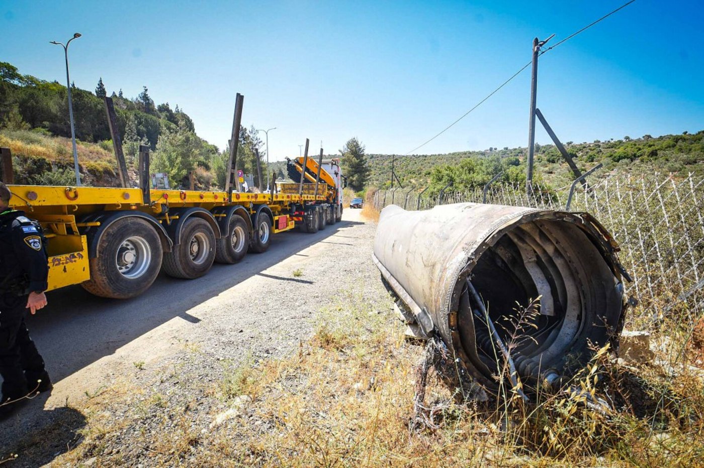 נס בשומרון - חלק ענק מטיל נפל בכניסה לעיר אריאל