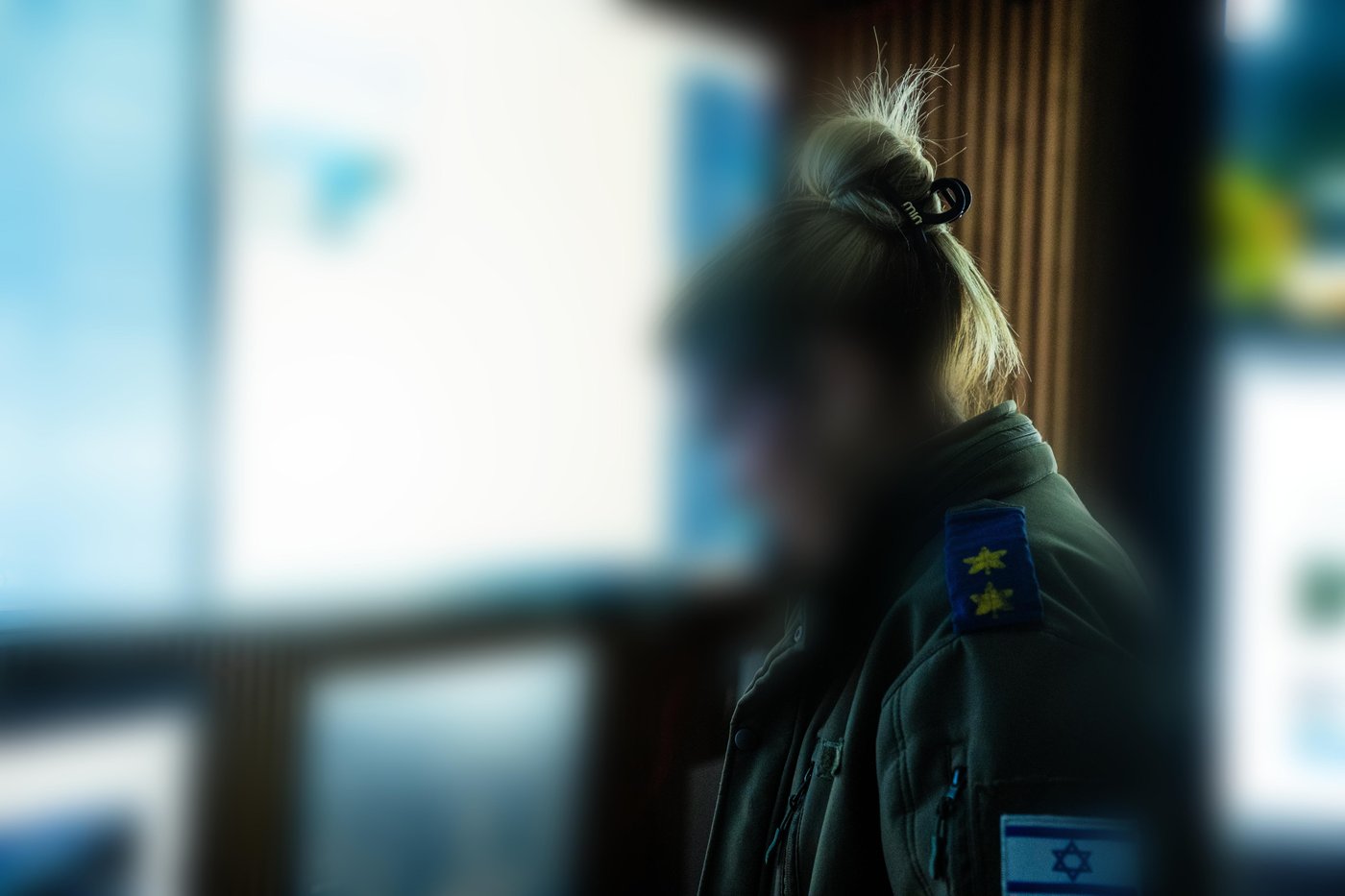 חדר הבקרה בחיל האוויר בזמן היירוטים
