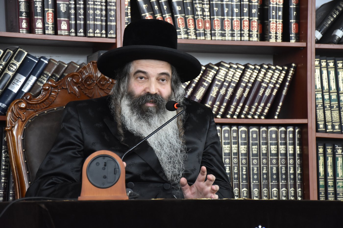 כינוס "וַתְּלַמְּדֵם" בחצר הקודש זוטשקא