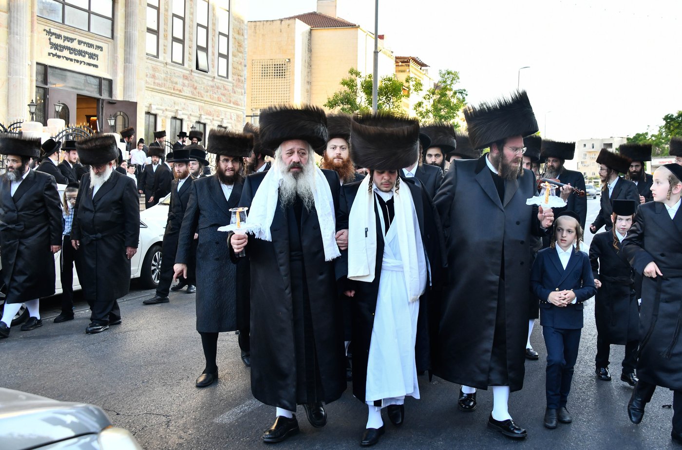 שמחת בית קרעטשניף - הארנאסטייפל - זלאטשוב - טשערקאס