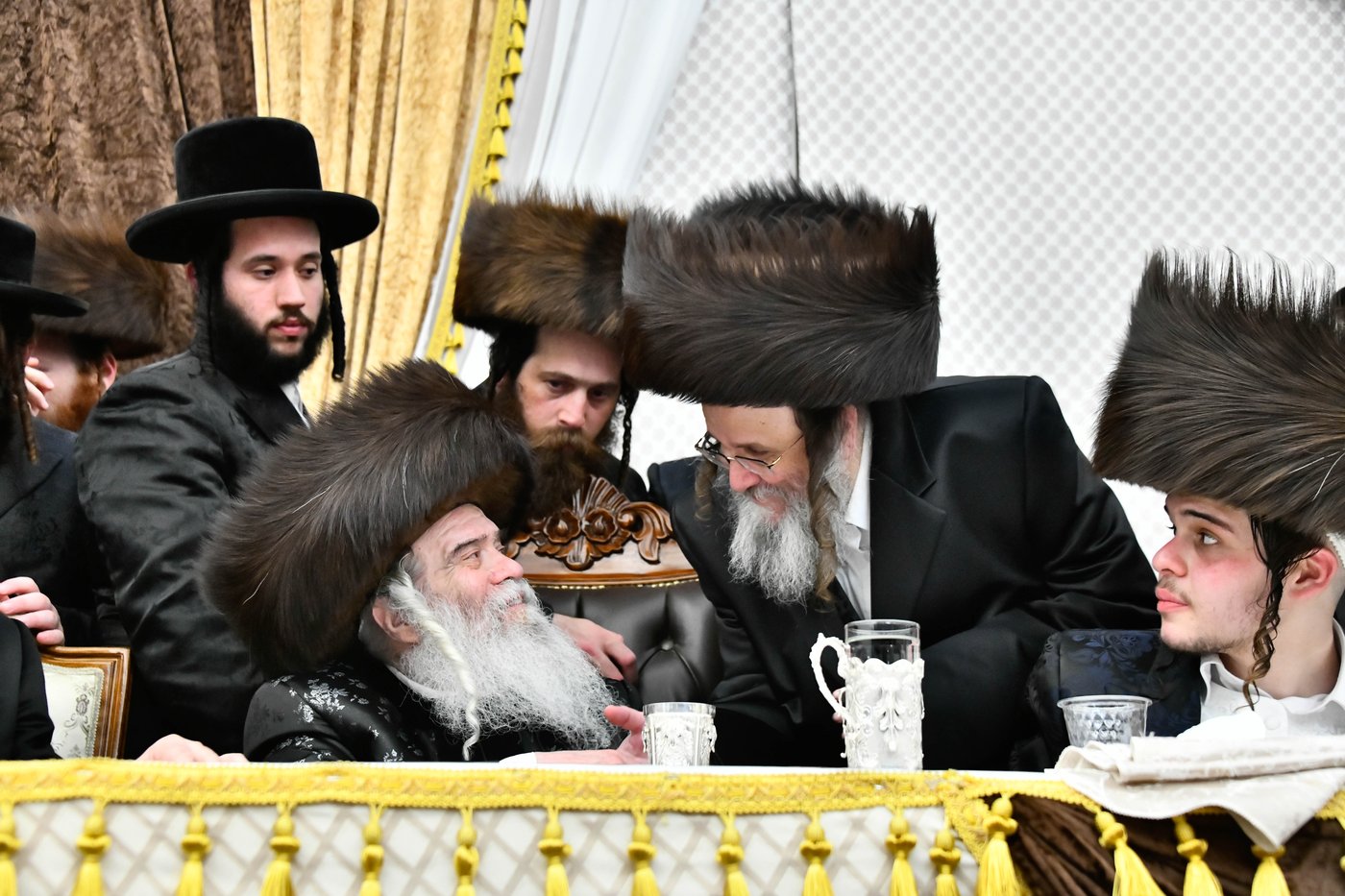 שמחת בית קרעטשניף - הארנאסטייפל - זלאטשוב - טשערקאס