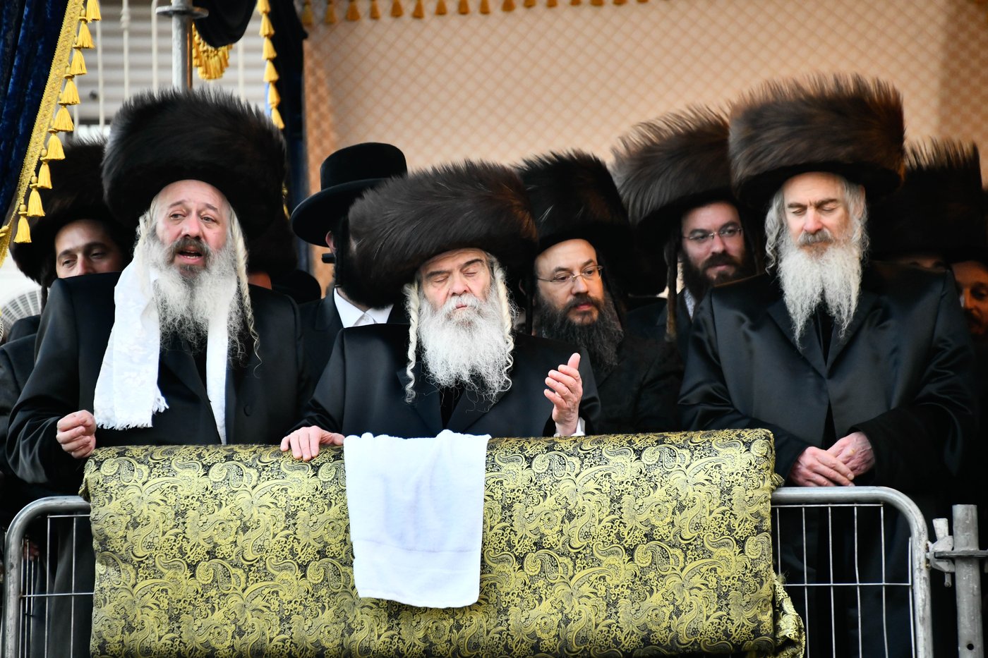 שמחת בית קרעטשניף - הארנאסטייפל - זלאטשוב - טשערקאס