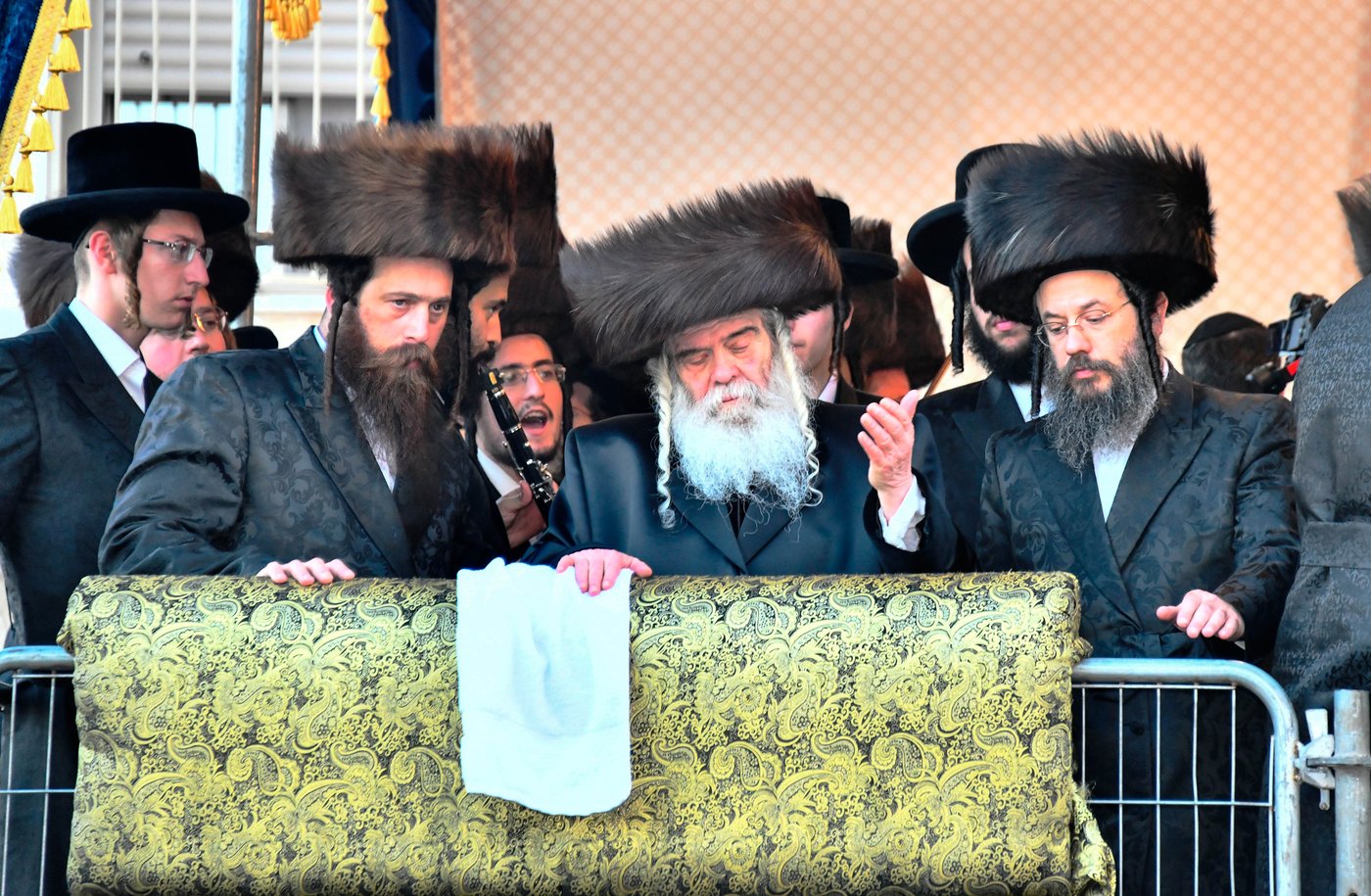 שמחת בית קרעטשניף - הארנאסטייפל - זלאטשוב - טשערקאס