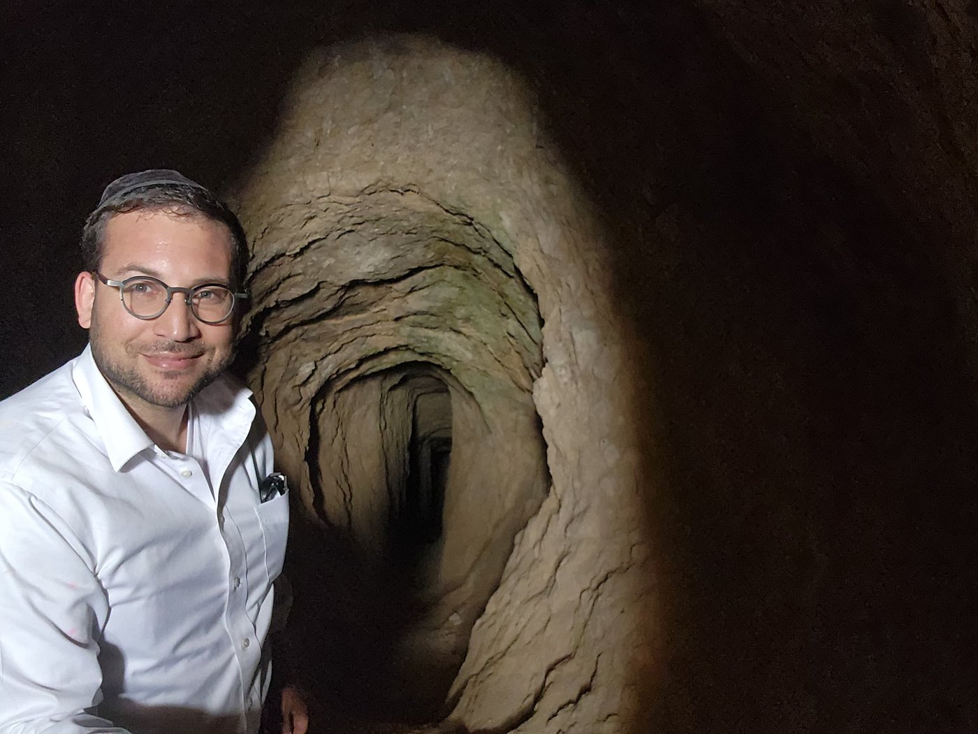 ישראל שפירא, מחבר הספר "המקומות הנדירים הקדושים והרטובים בארץ ישראל"