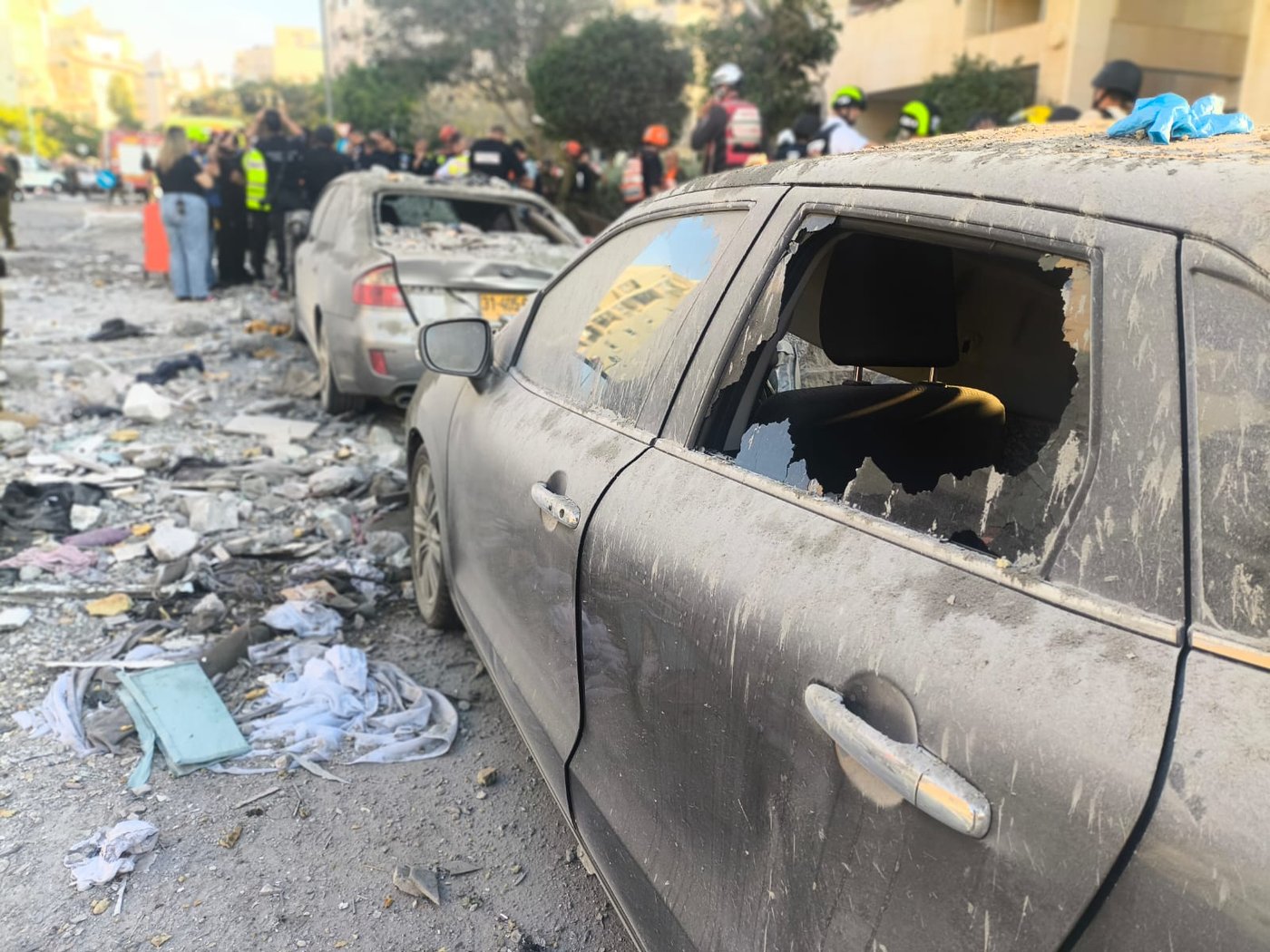 פעילות כוחות המשטרה בזירת הנפילה בבאר שבע