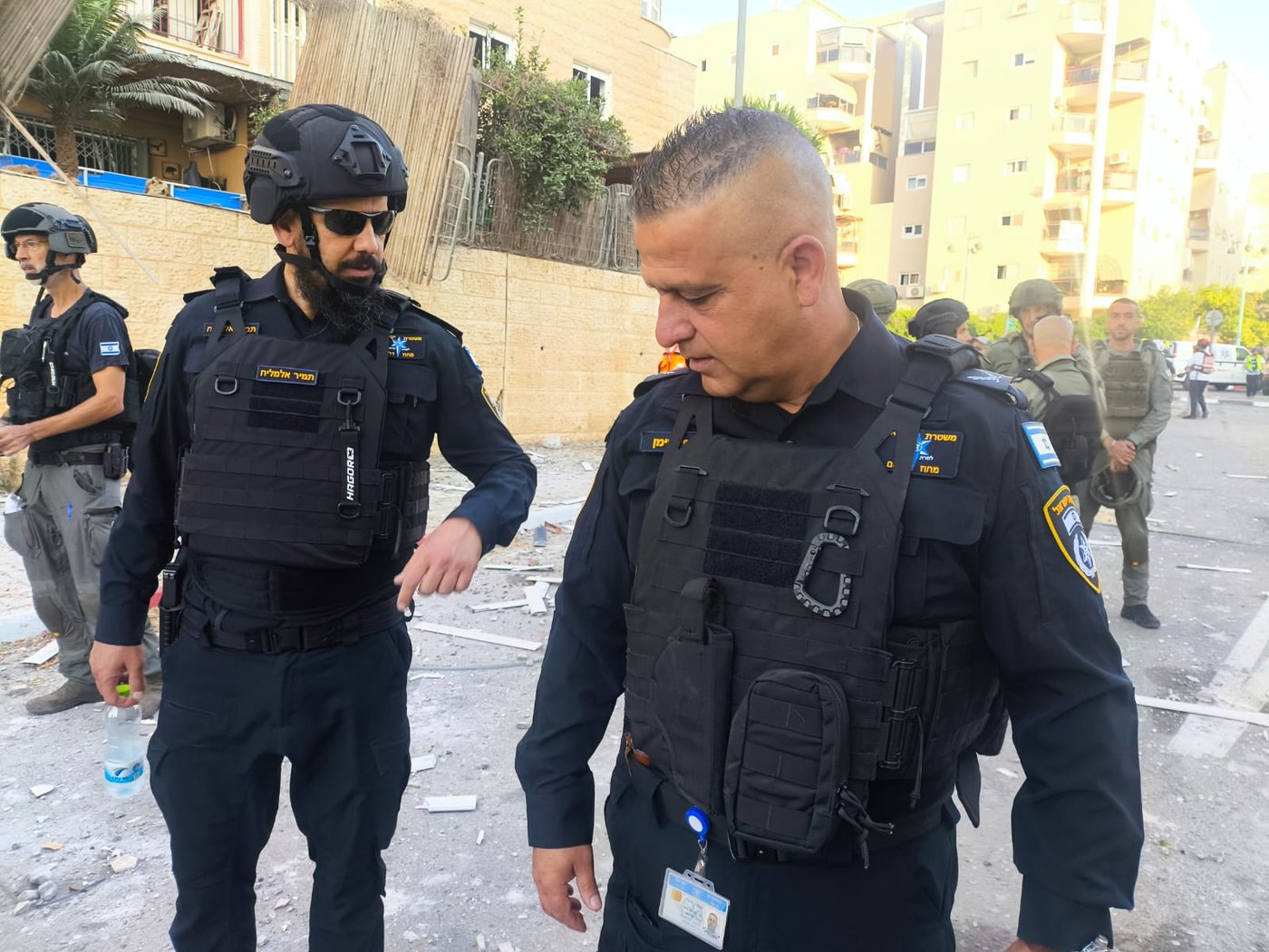פעילות כוחות המשטרה בזירת הנפילה בבאר שבע