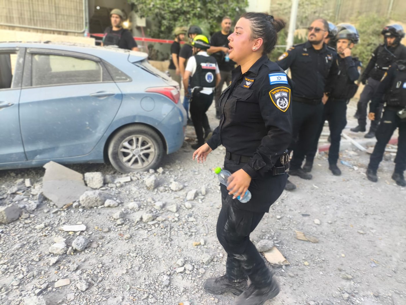 פעילות כוחות המשטרה בזירת הנפילה בבאר שבע