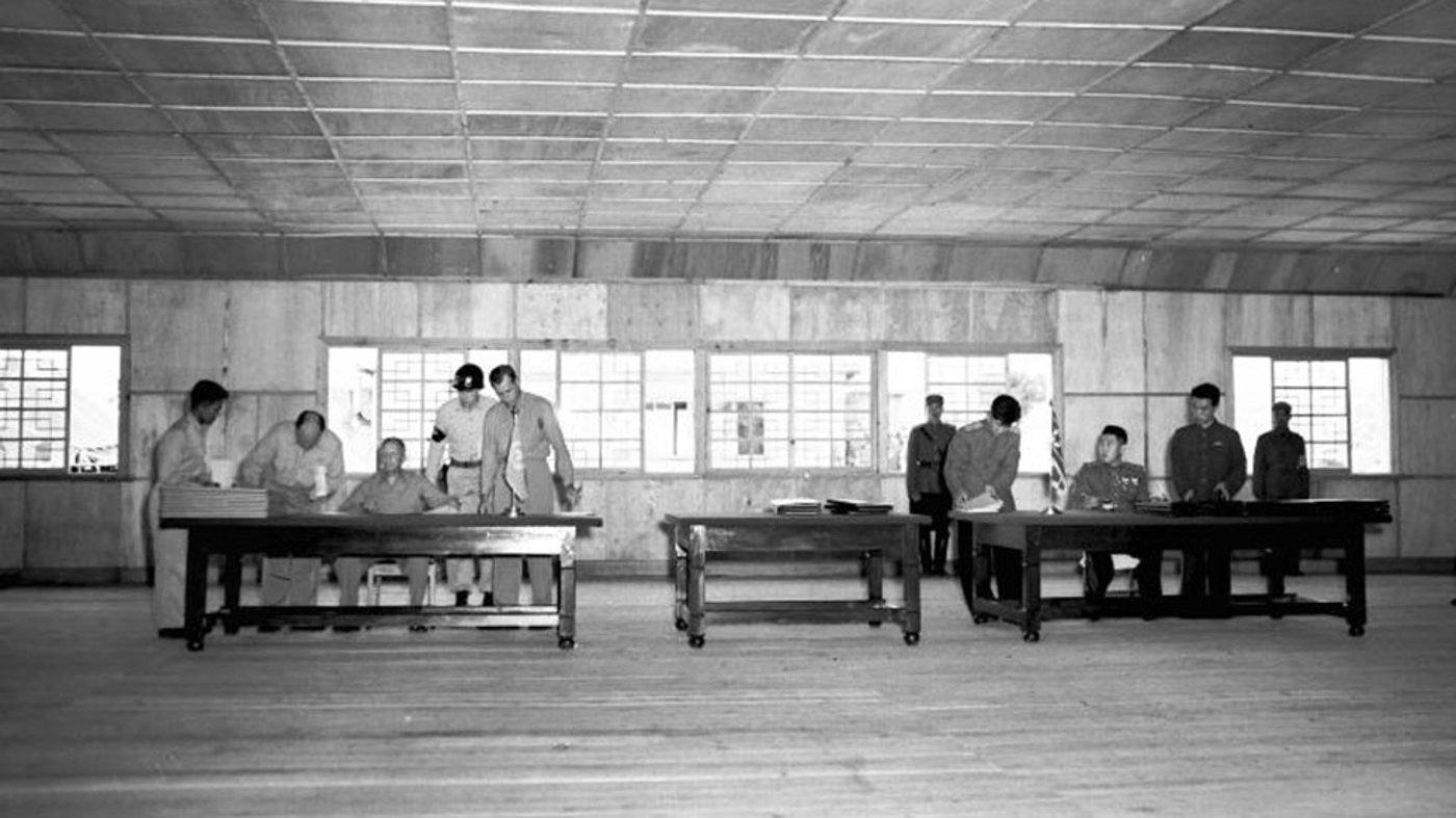 החתימה על הסכם הפסקת האש בקוריאה ב-1953