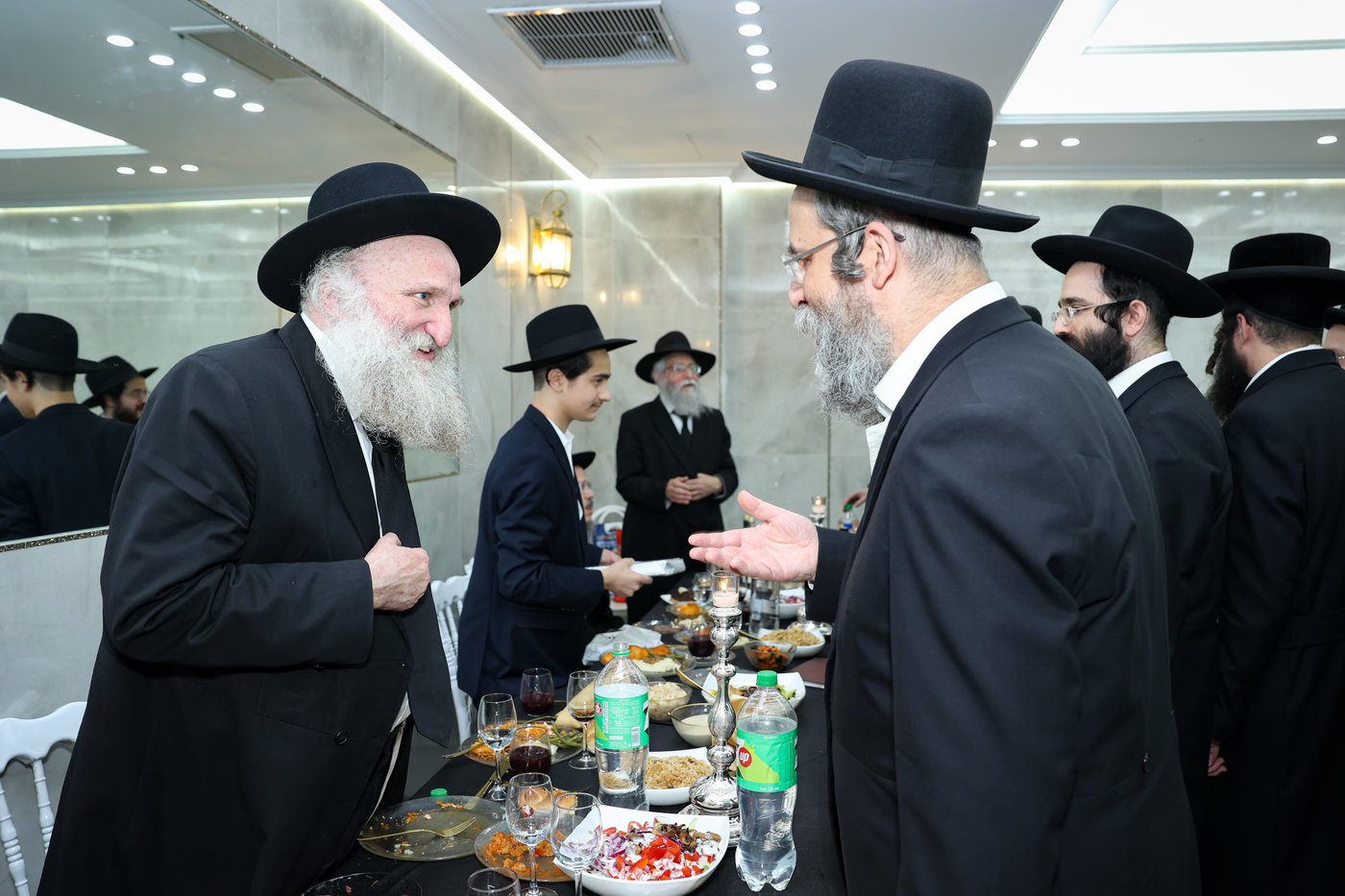  שמחת הבר מצוה לנכד הגאון ר' דוד פיינשטיין