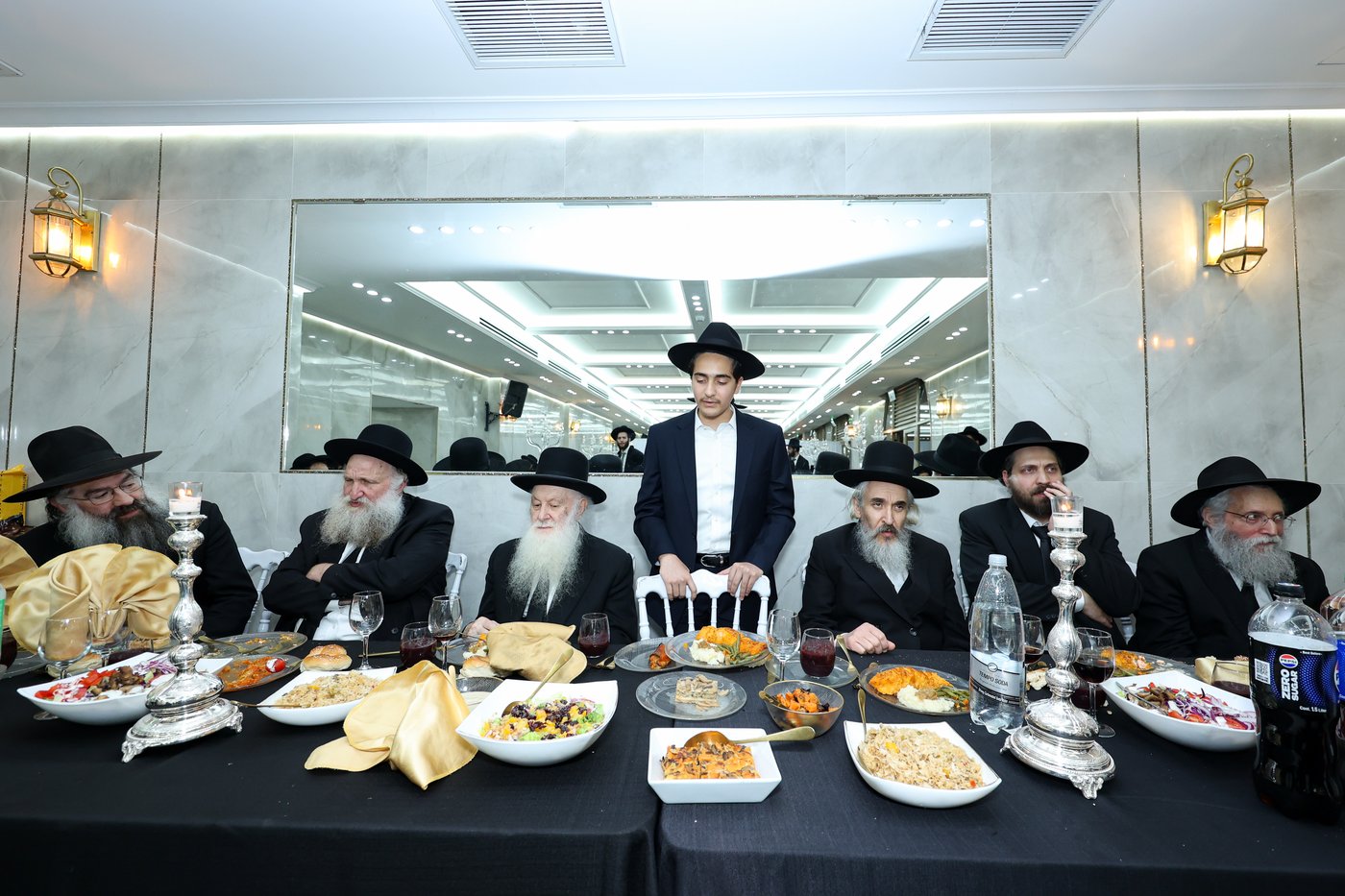 שמחת הבר מצוה לנכד הגאון ר' דוד פיינשטיין