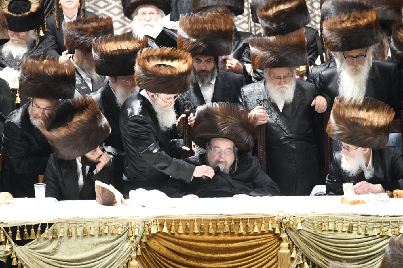 שמחת נישואי נכדת האדמו"ר מבעלזא