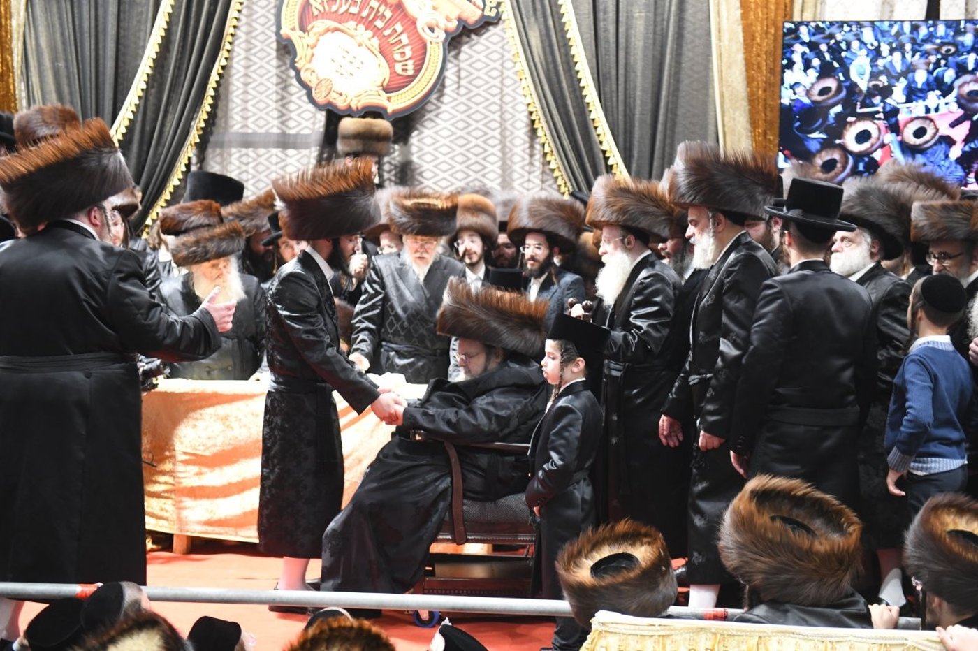 שמחת נישואי נכדת האדמו"ר מבעלזא
