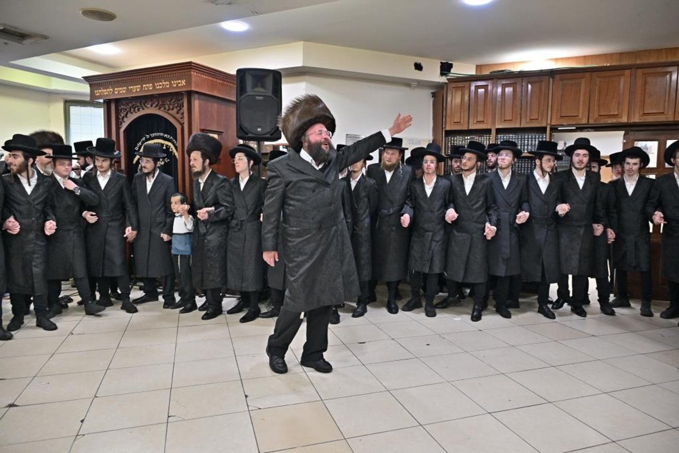 מעמד הכנסת ספר תורה לישיבת 'חיי תורה'