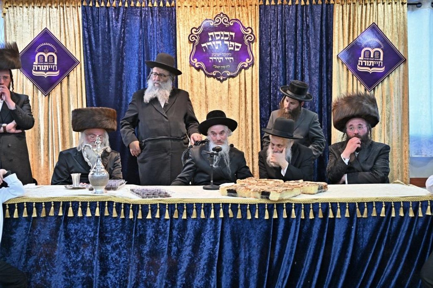 מעמד הכנסת ספר תורה לישיבת 'חיי תורה'