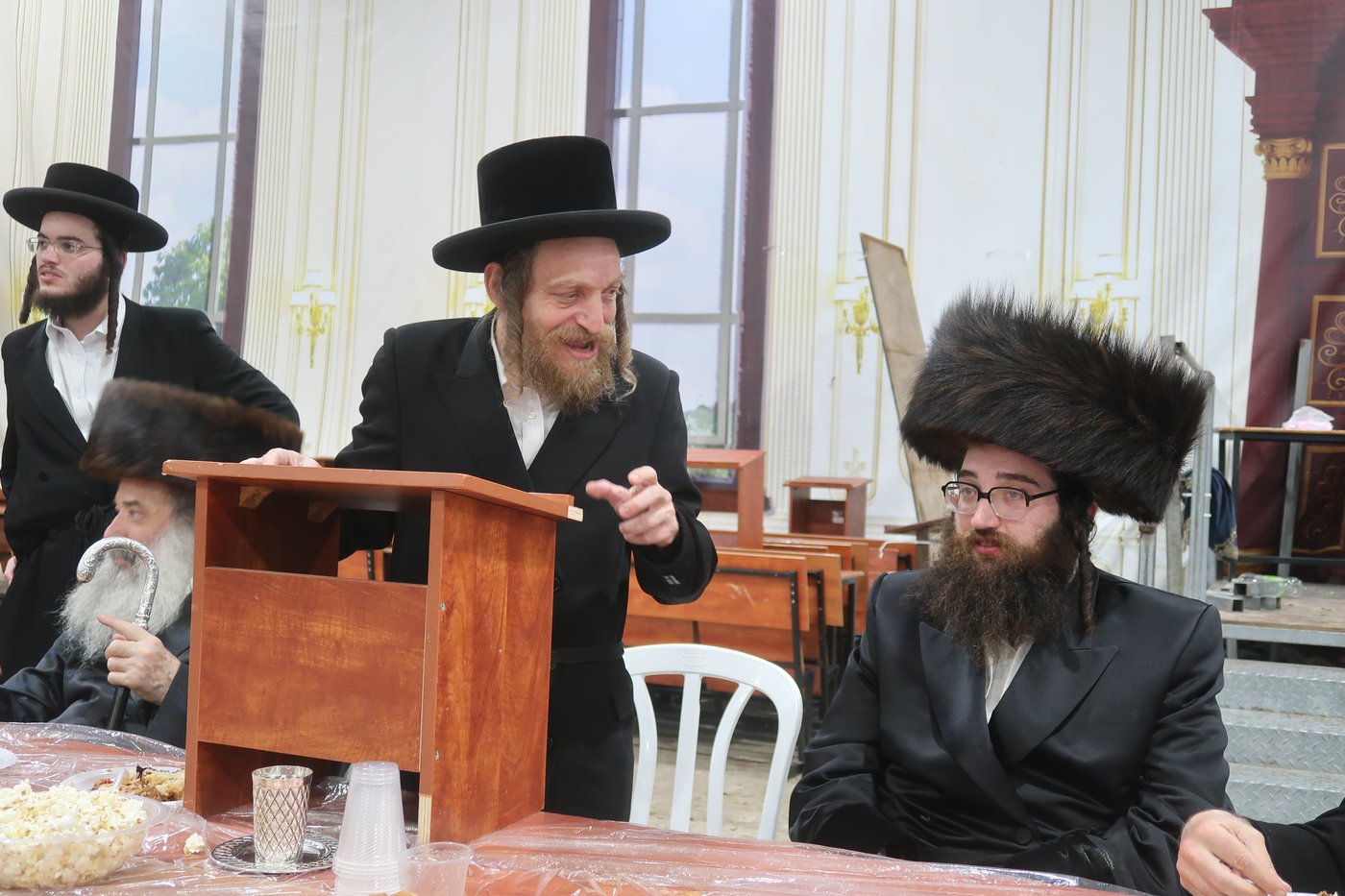 וואכט נאכט לבן הרב ישראל הגר