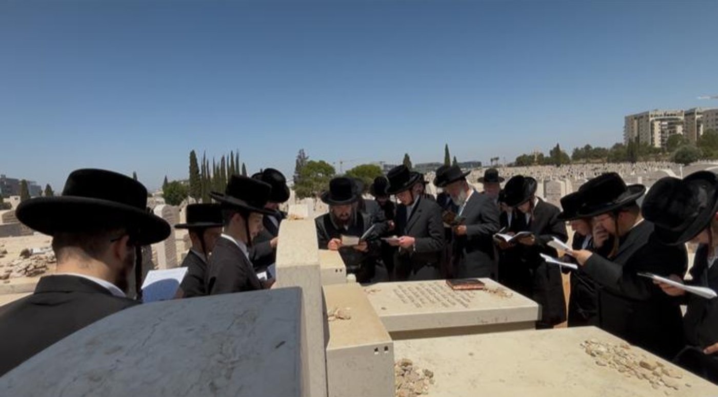 גאב"ד קהילת חיי נפש פוקד את הציון הק'