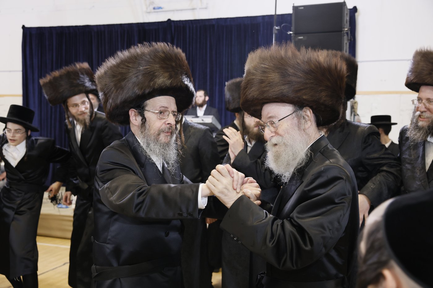 שמחת נישואי בן גאב"ד זוועהיל