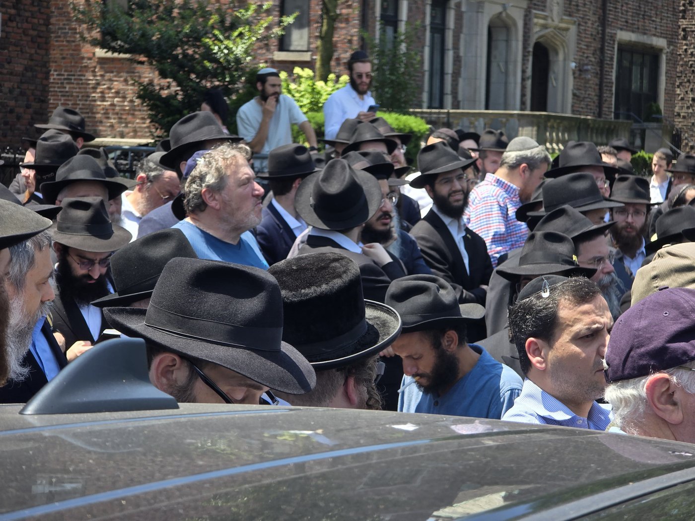 הלוויית המוזיקאי ר' אבי פיאמנטה ז"ל