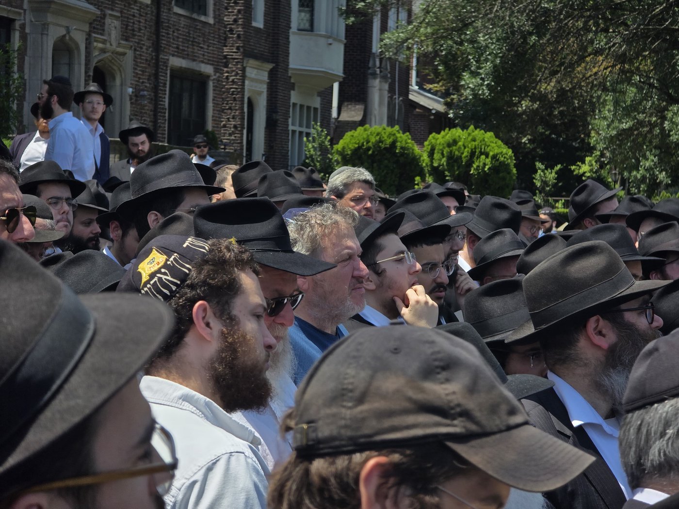 הלוויית המוזיקאי ר' אבי פיאמנטה ז"ל