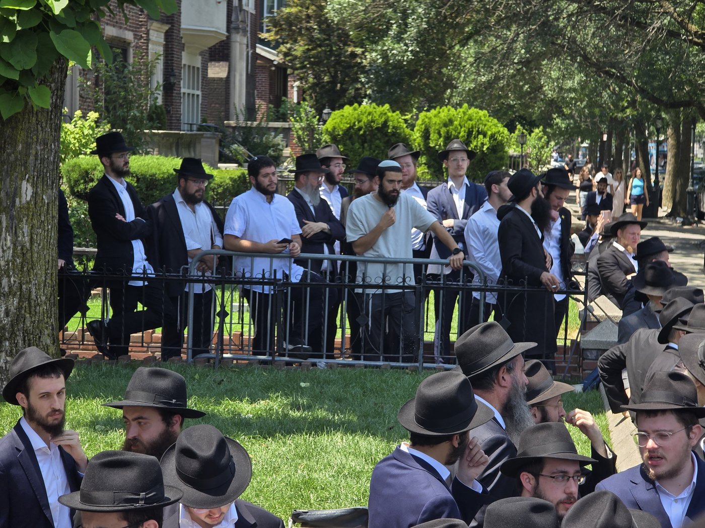 הלוויית המוזיקאי ר' אבי פיאמנטה ז"ל
