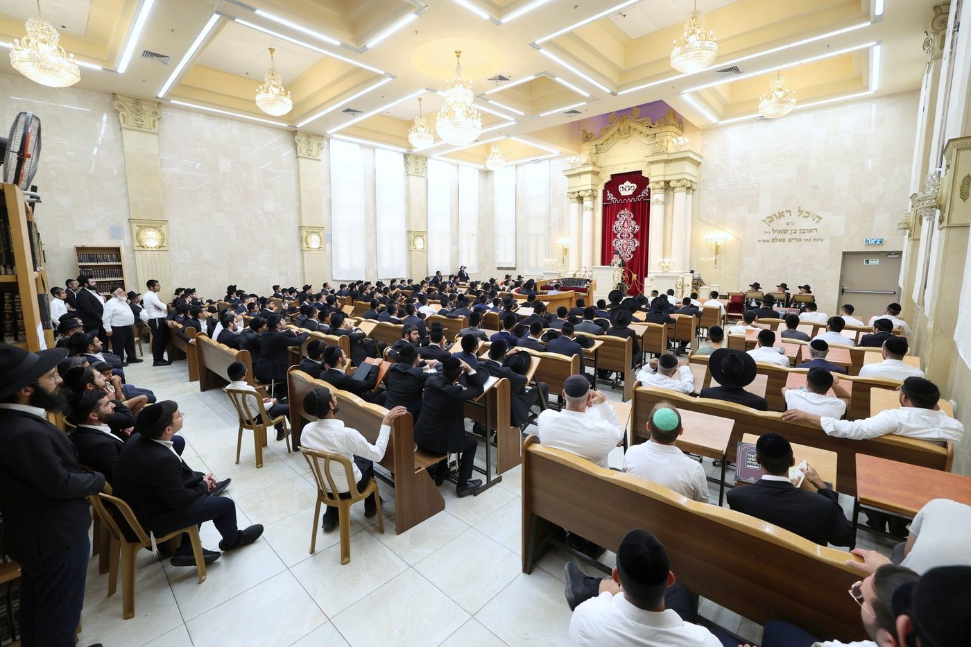 הראשל"צ הגר"י יוסף בביקור בראש העין