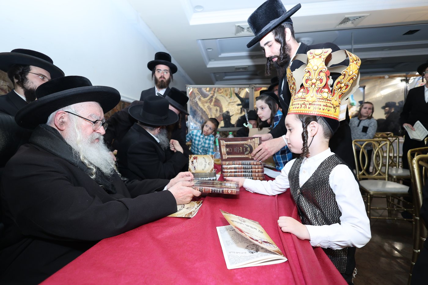מסיבת חומש בת"ת 'זרע קודש'