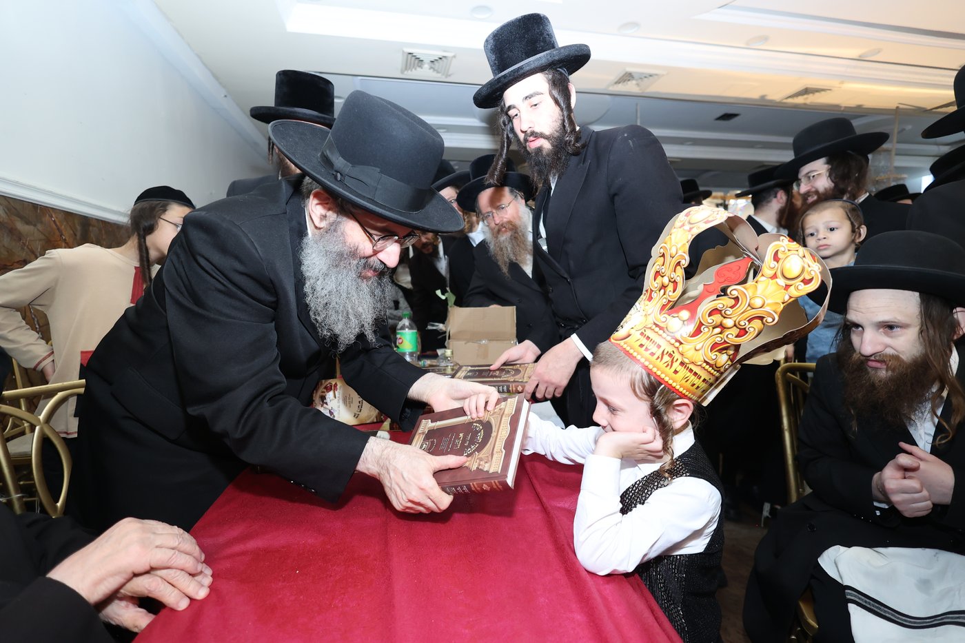 מסיבת חומש בת"ת 'זרע קודש'