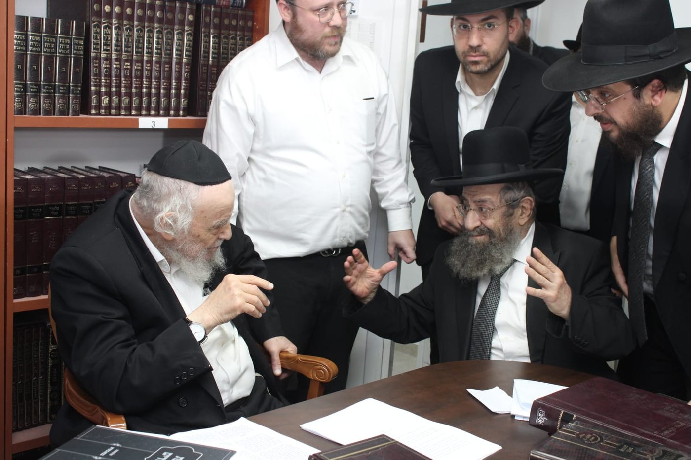 הגר"מ בן שמעון בביקור אצל הגרמ"ה הירש
