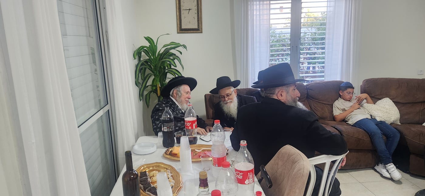 האדמו"ר מסטרופקוב בביקור בכפר חב"ד