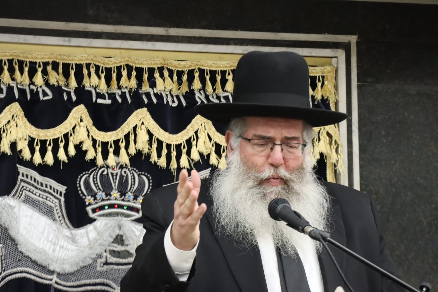 עצרת מחאה בכולל חזון איש בבני ברק
