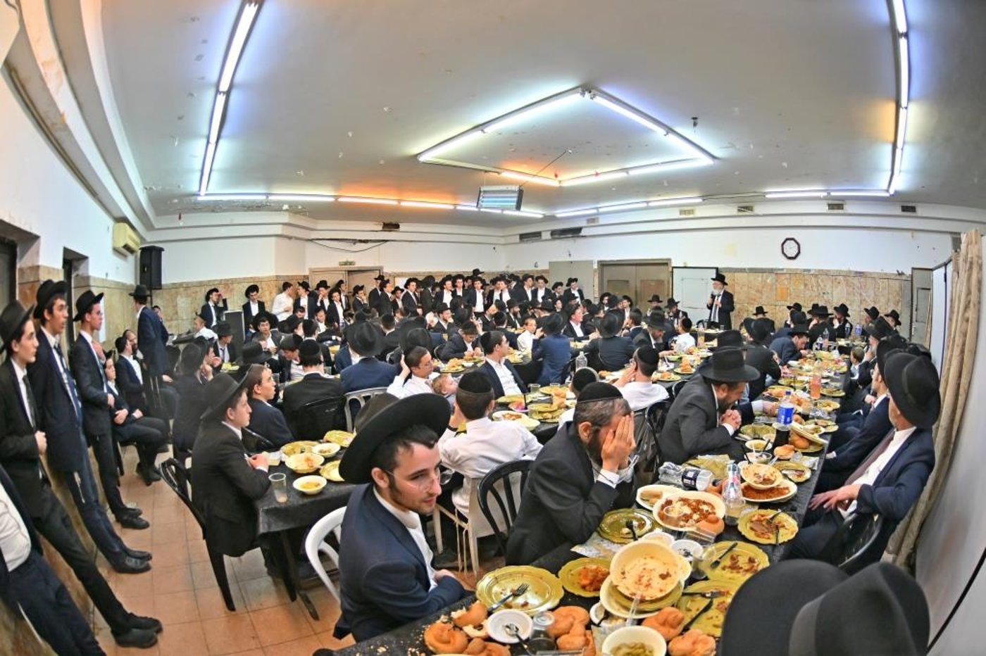 מעמד הכסת ספר תורה להיכל ישיבת הגרי"ש לצעירים
